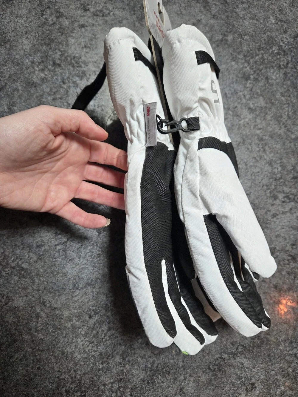 NWT Arctix Womens Size Large White Tropic Print Blitz Puffer Winter Gloves Ski
